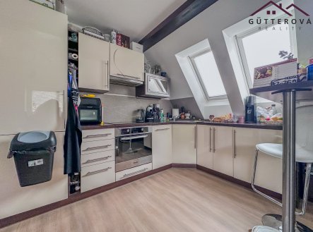 Pronájem bytu, 2+kk, 74 m²