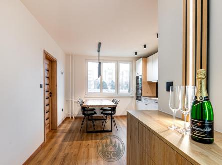 Prodej bytu, 4+1, 84 m²