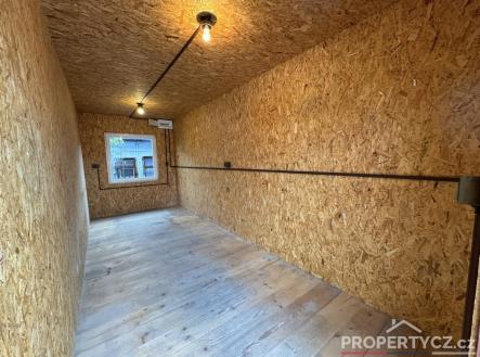 Pronájem skladovací prostor, 14 m²
