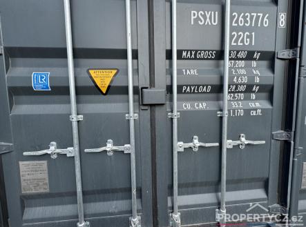 Pronájem skladovací prostor, 28 m²