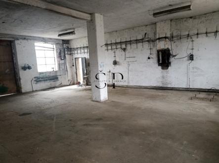 Pronájem skladovací prostor, 64 m²