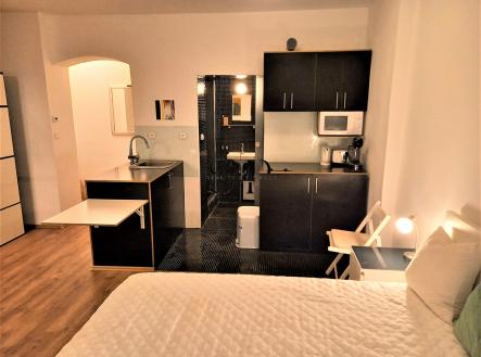 Pronájem bytu, 1+kk, 30 m²