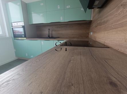 Prodej bytu, 1+1, 40 m²