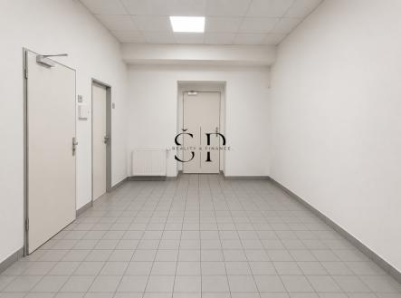 Pronájem obchodní prostory, 82 m²
