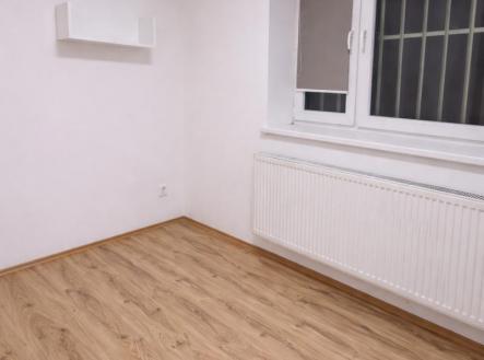 Pronájem bytu, 1+1, 38 m²