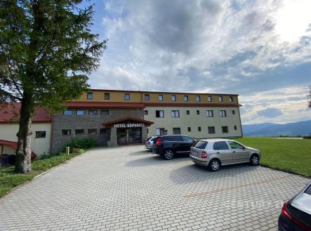 Prodej hotel, 2 230 m²