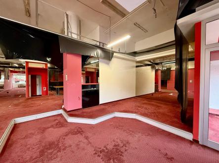 Pronájem - obchodní prostor, 120 m²