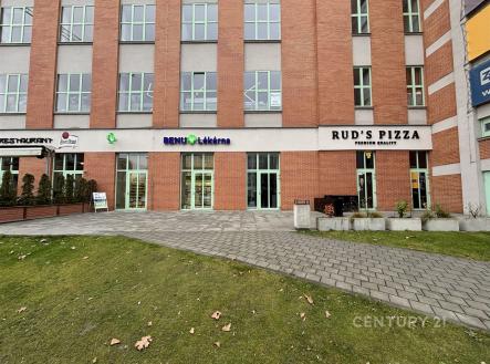 Pronájem obchodní prostor, 135 m²