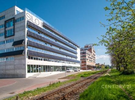 Pronájem kanceláře, 52 m²