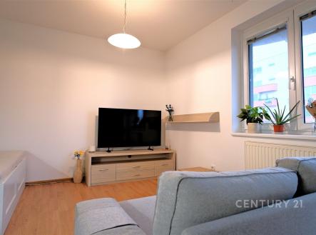 Pronájem bytu, 1+kk, 32 m²