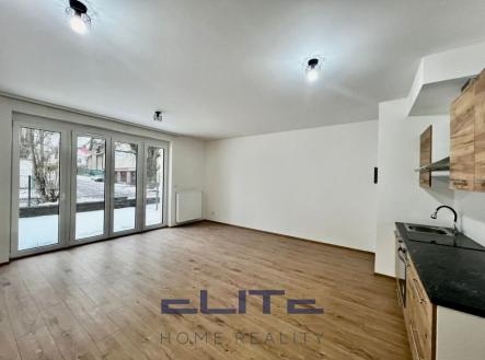 Pronájem bytu, 1+kk, 41 m²