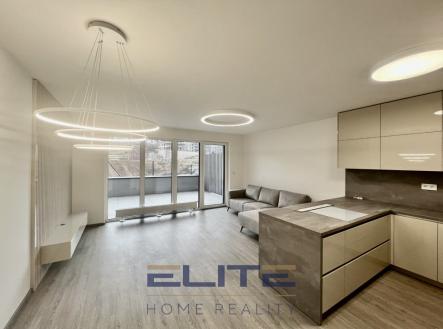 Pronájem bytu, 3+kk, 109 m²