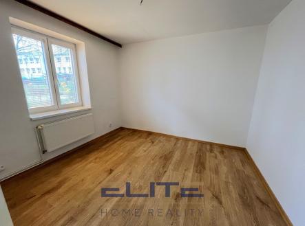 Pronájem bytu, 1+1, 33 m²