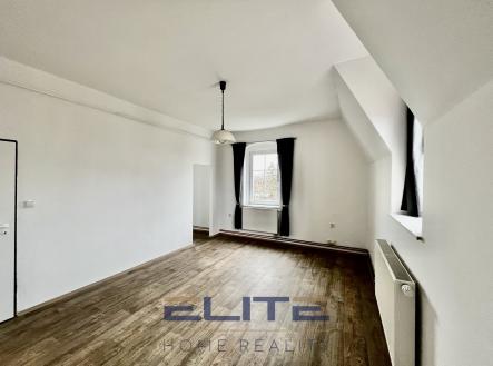 Pronájem bytu, 1+1, 39 m²