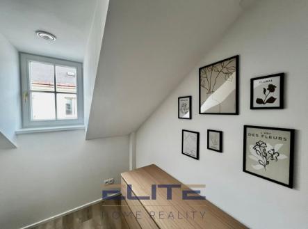 Pronájem bytu, 2+kk, 44 m²