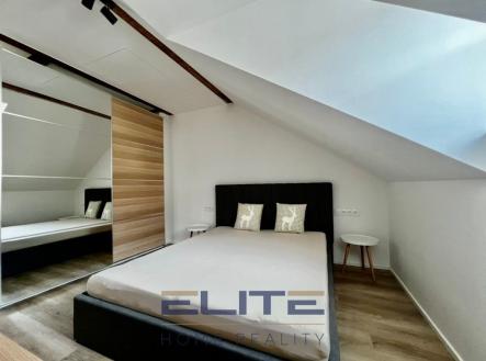 Pronájem bytu, 2+kk, 44 m²