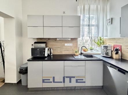 Prodej bytu, 3+kk, 85 m²