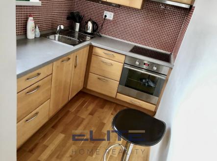 Pronájem bytu, 2+kk, 64 m²