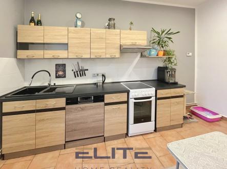 Pronájem bytu, 2+1, 49 m²