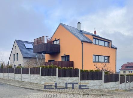 Pronájem bytu, 3+kk, 81 m²