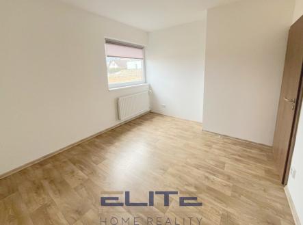 Pronájem bytu, 3+kk, 81 m²
