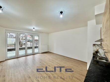 Pronájem bytu, 1+kk, 41 m²