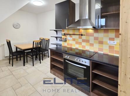 Pronájem bytu, 3+1, 70 m²