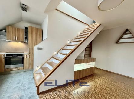 Prodej bytu, 3+kk, 93 m²