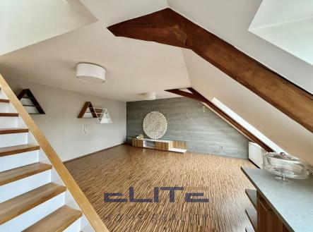 Prodej bytu, 3+kk, 93 m²