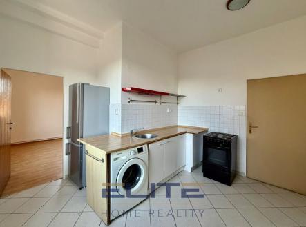 Pronájem bytu, 1+1, 39 m²