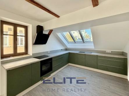 Pronájem bytu, 3+kk, 70 m²