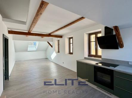 Pronájem bytu, 3+kk, 70 m²