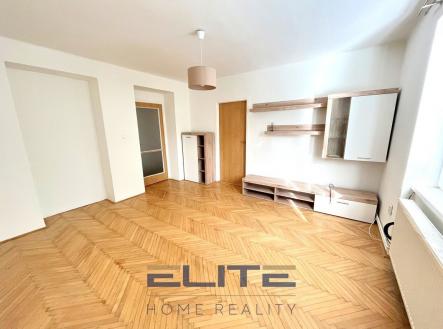 Pronájem bytu, 2+1, 55 m²