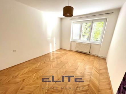 Pronájem bytu, 2+1, 55 m²