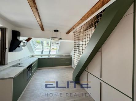 Pronájem bytu, 3+kk, 102 m²