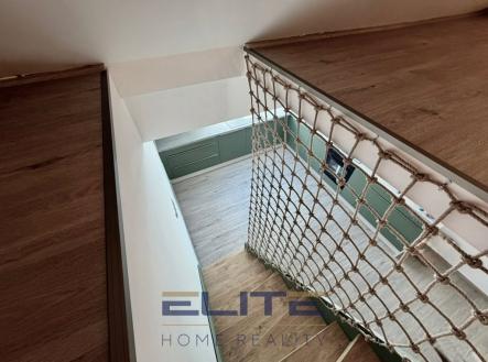 Pronájem bytu, 3+kk, 102 m²