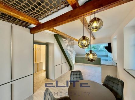 Pronájem bytu, 3+kk, 102 m²