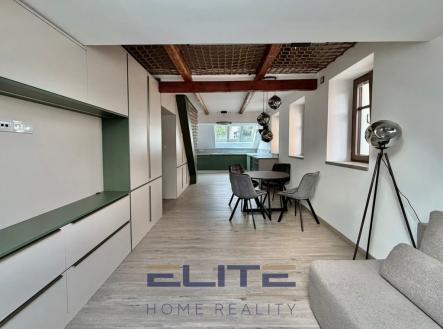 Pronájem bytu, 3+kk, 102 m²