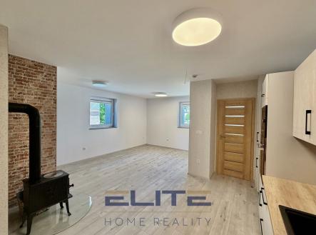 Pronájem bytu, 3+kk, 65 m²