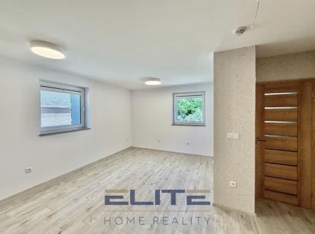Pronájem bytu, 3+kk, 65 m²