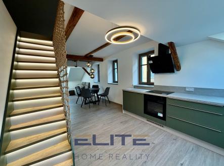 Pronájem bytu, 3+kk, 102 m²