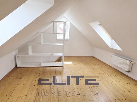 Pronájem bytu, 3+kk, 60 m²