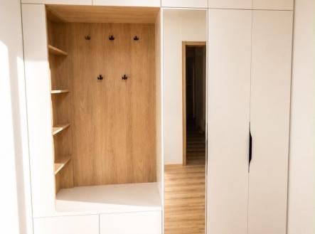 Pronájem bytu, 2+kk, 60 m²