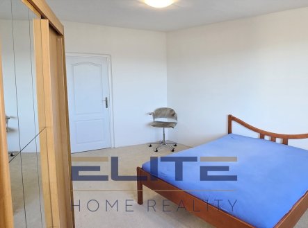 Pronájem bytu, 3+1, 90 m²