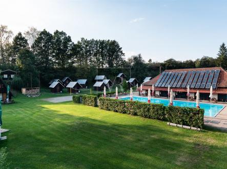 Prodej - hotel, 1 795 m²