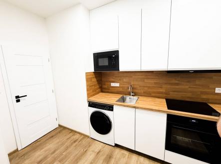Pronájem bytu, 2+kk, 45 m²
