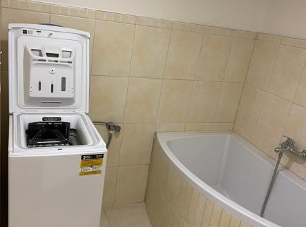 Pronájem bytu, 1+kk, 33 m²