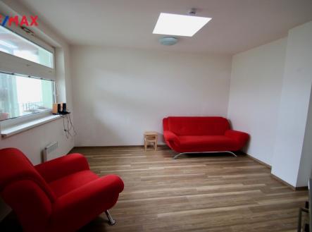 Pronájem bytu, 1+kk, 31 m²