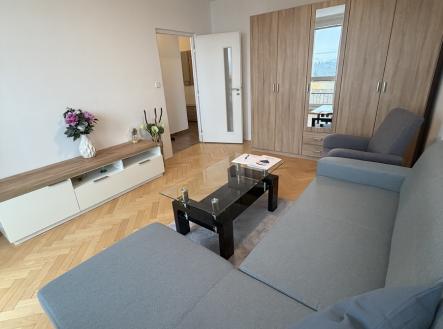 Pronájem bytu, 2+1, 51 m²