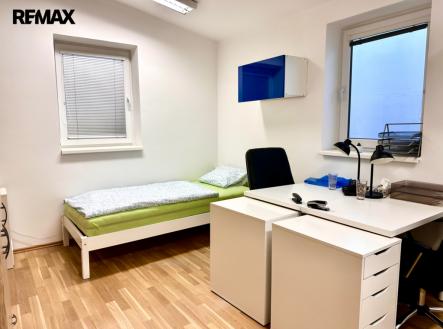 Pronájem bytu, 2+1, 40 m²